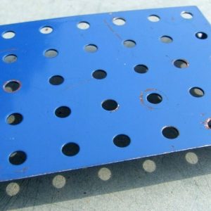 Meccano 3.5 x 2.5 inch blue Flanged Plate part 53, good used condition