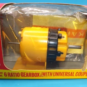 Meccano six ratio gearbox, No.11062, with universal coupling. (J)
