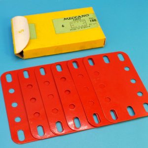Meccano yellow trade box of six light red Flexible Plates, part 188.