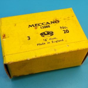 A sealed Meccano yellow trade box of three Flanged Wheels, part 20.