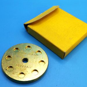 Meccano yellow trade box of three Wheel Disks, part 24a.