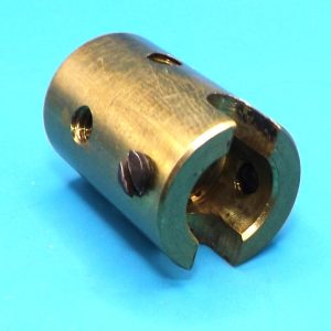 Meccano compatible large axle (7.5 mm internal dia.) brass socket coupling /converter