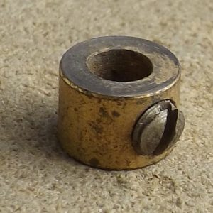 Meccano No. 2 Car Constructor, part A1037, Collar with short grub screw