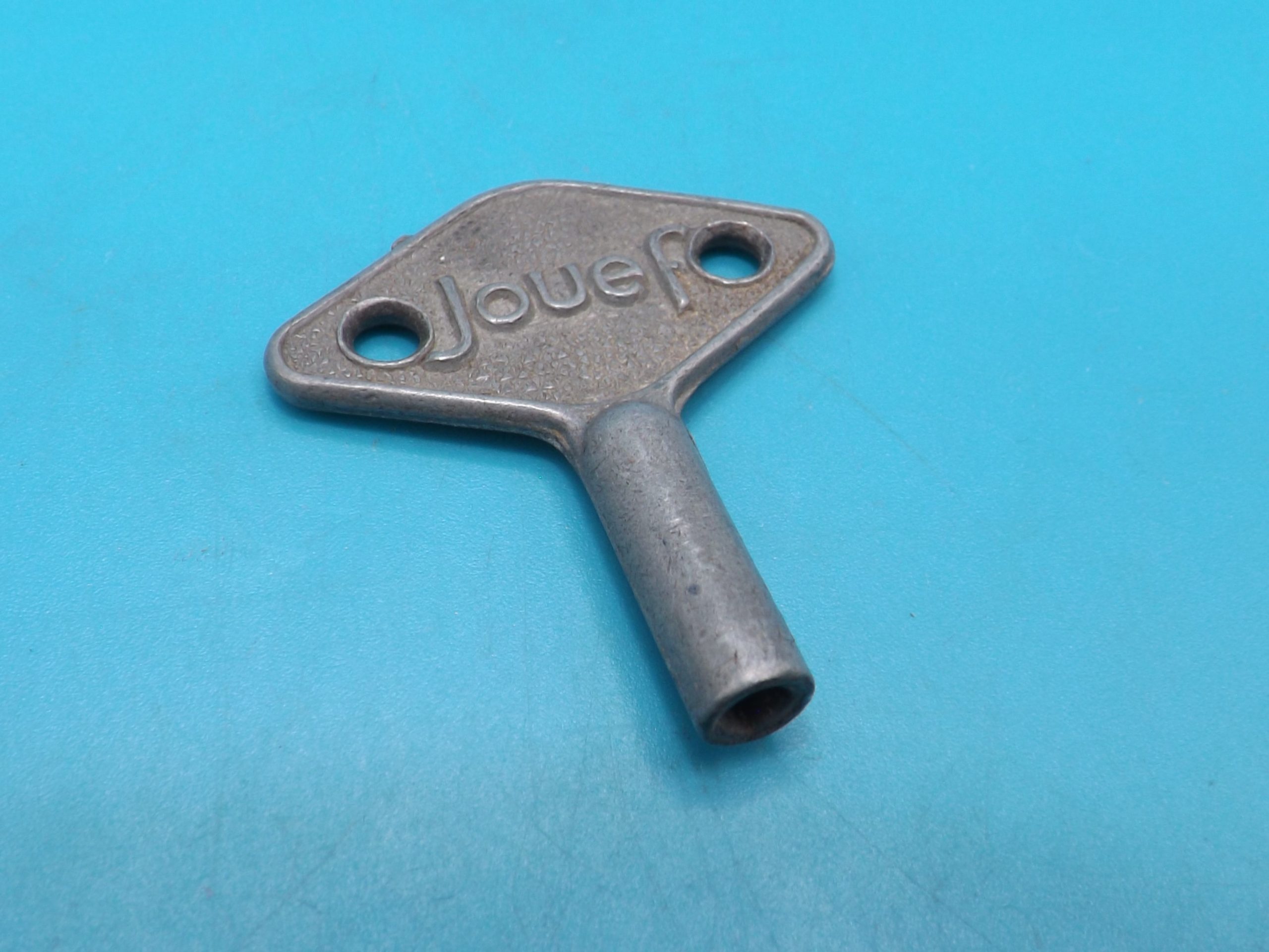 Clockwork motor key, JOUEF