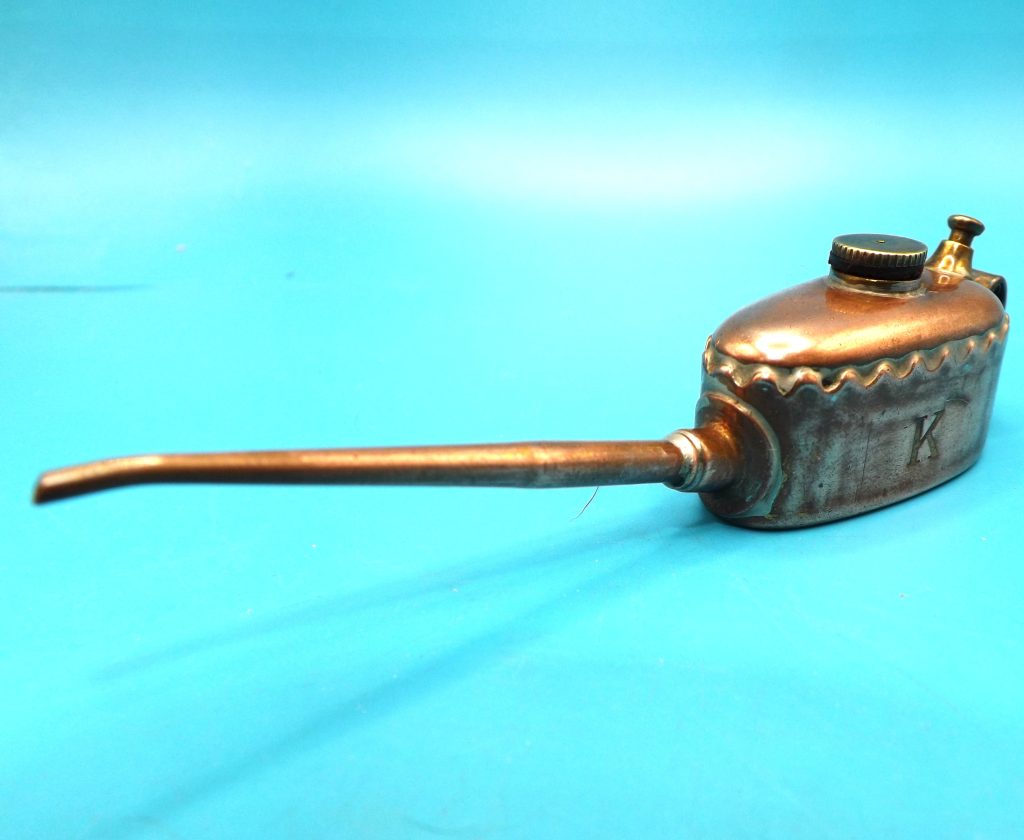 Kayes for Meccano - original oil can, stamped.